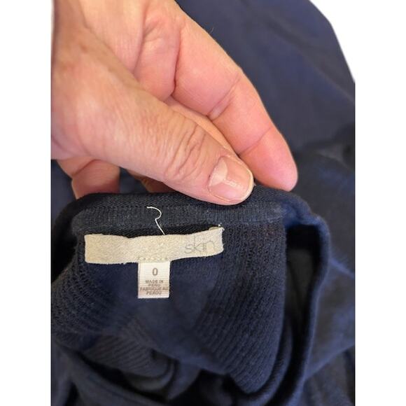 EILEEN FISHER - SKIN Navy Blue Bundle of 2 3/4 Shirt Lightweight sweater MEDIUM - Picture 16 of 16